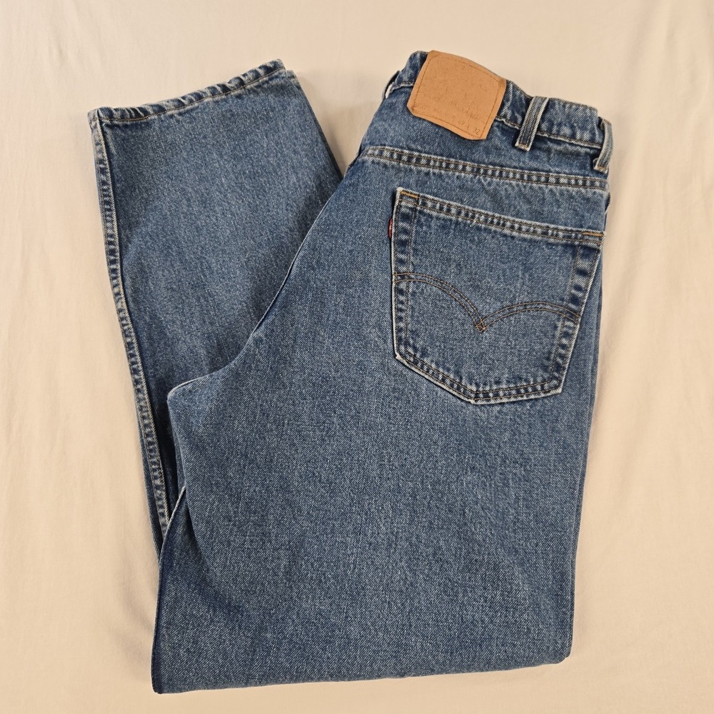 Vintage Levis 550 Jeans Mens 40x32 Blue Denim Relaxed Fit Made In USA 90s